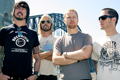 Foo Fighters выпускают альбом кавер-версий