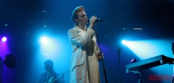 La Roux