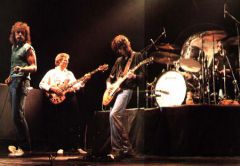 ���� ������� �� ����������� ������� Led Zeppelin ���� ������� �� 83 000 ������ ����������