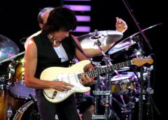Концерт одного из лучших гитаристов мира Джеффа Бека пройдет в Москве