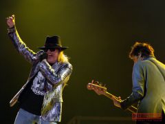 Guns N’ Roses планируют выпустить «по быстрому» новый альбом