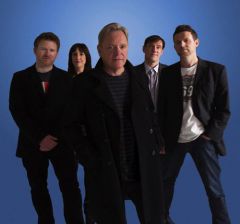 New Order, крестные отцы танцевального рока, впервые выступят в России