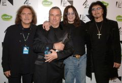 Black Sabbath c Оззи Осборном впервые выступят в России