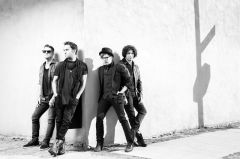 Fall Out Boy презентуют в России новый альбом