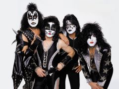 Kiss откроют европейский тур 2017 концертом в Москве